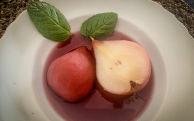Quick and Easy Pears in Wine