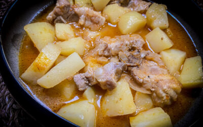 Comfort in a Bowl: Slow-Cooked Pork Rib Stew with Potatoes