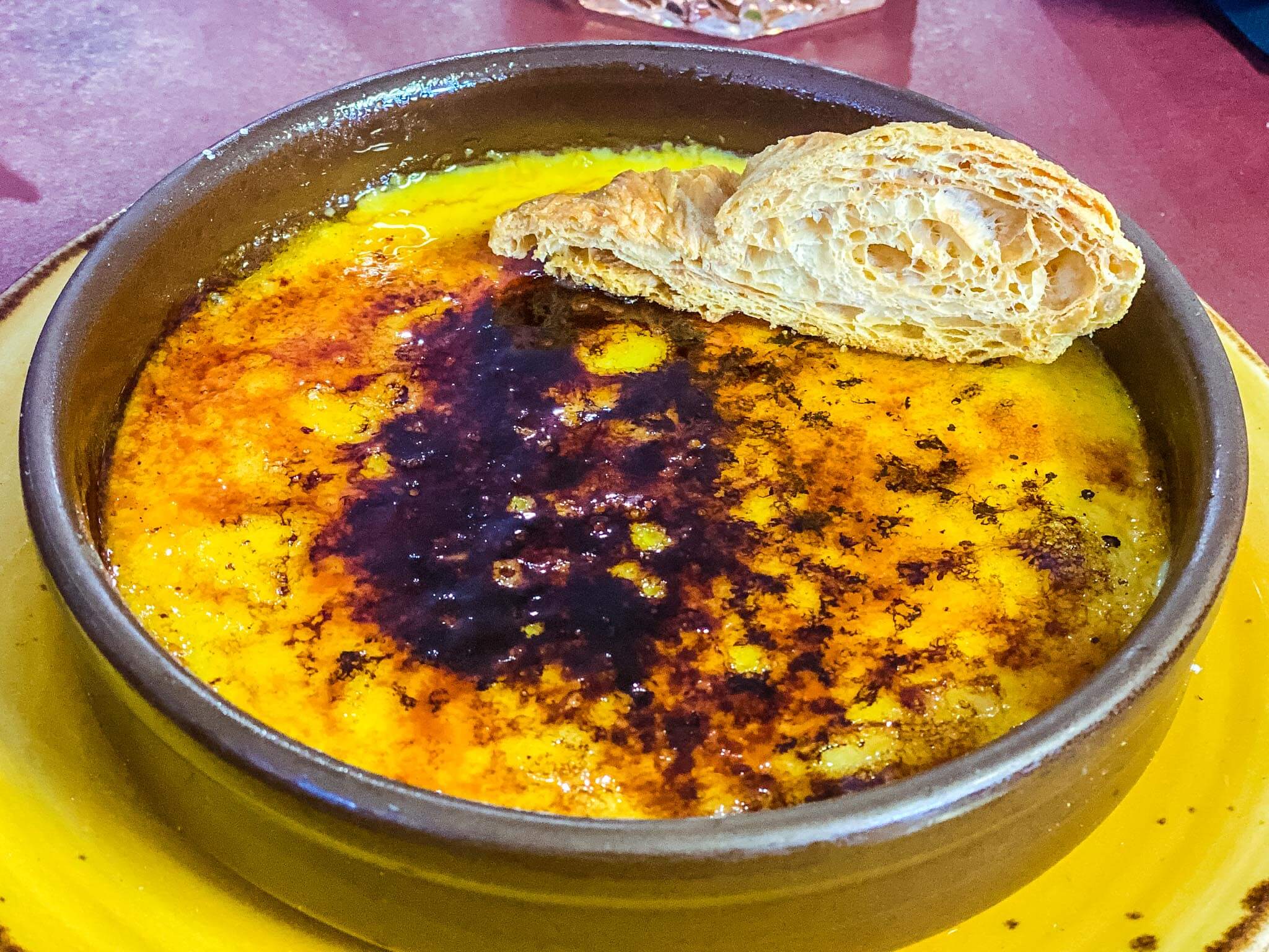 Crema catalana easy desserts in Spain