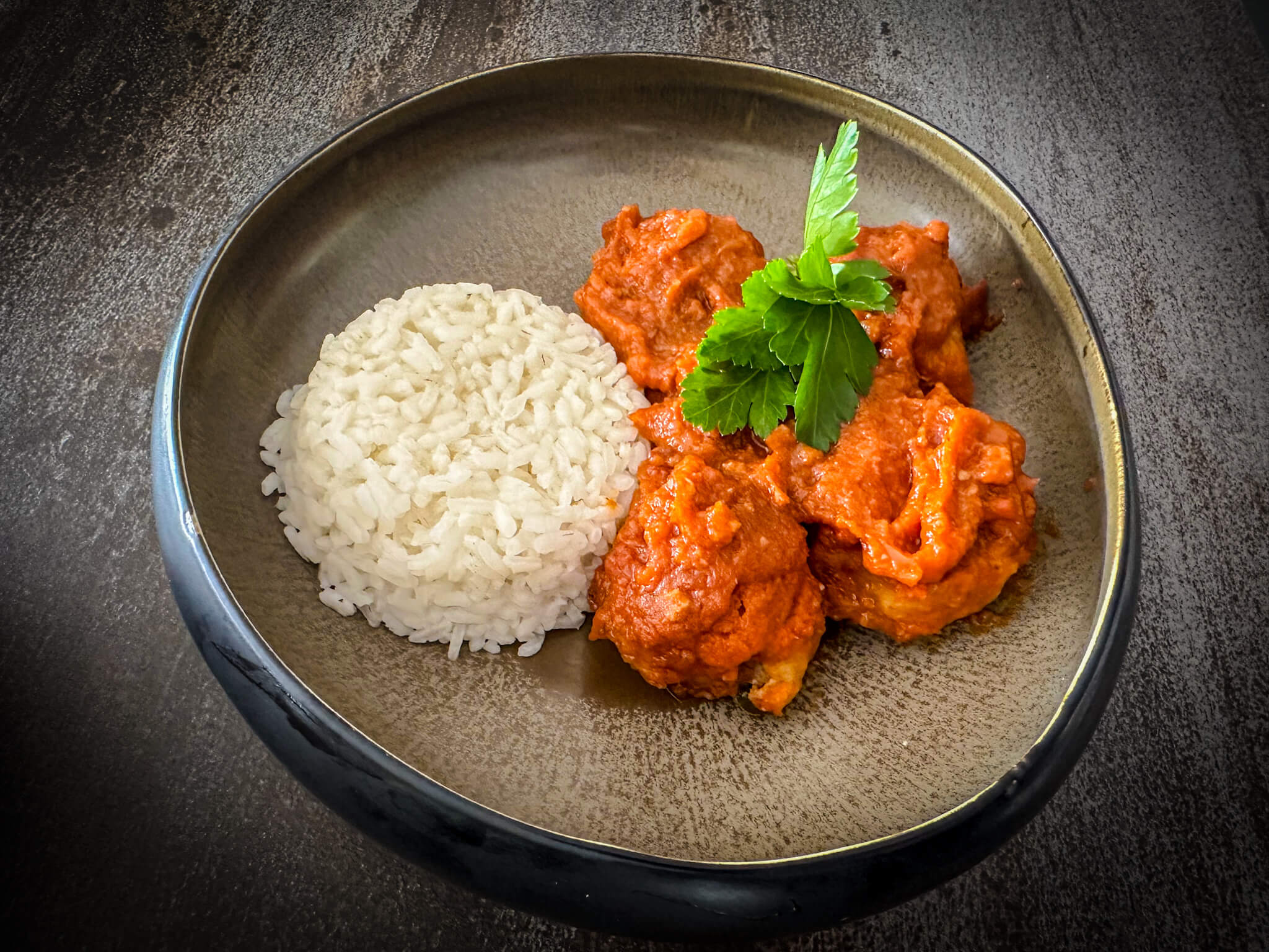 meatballs in tomato sauce albondigas con tomate