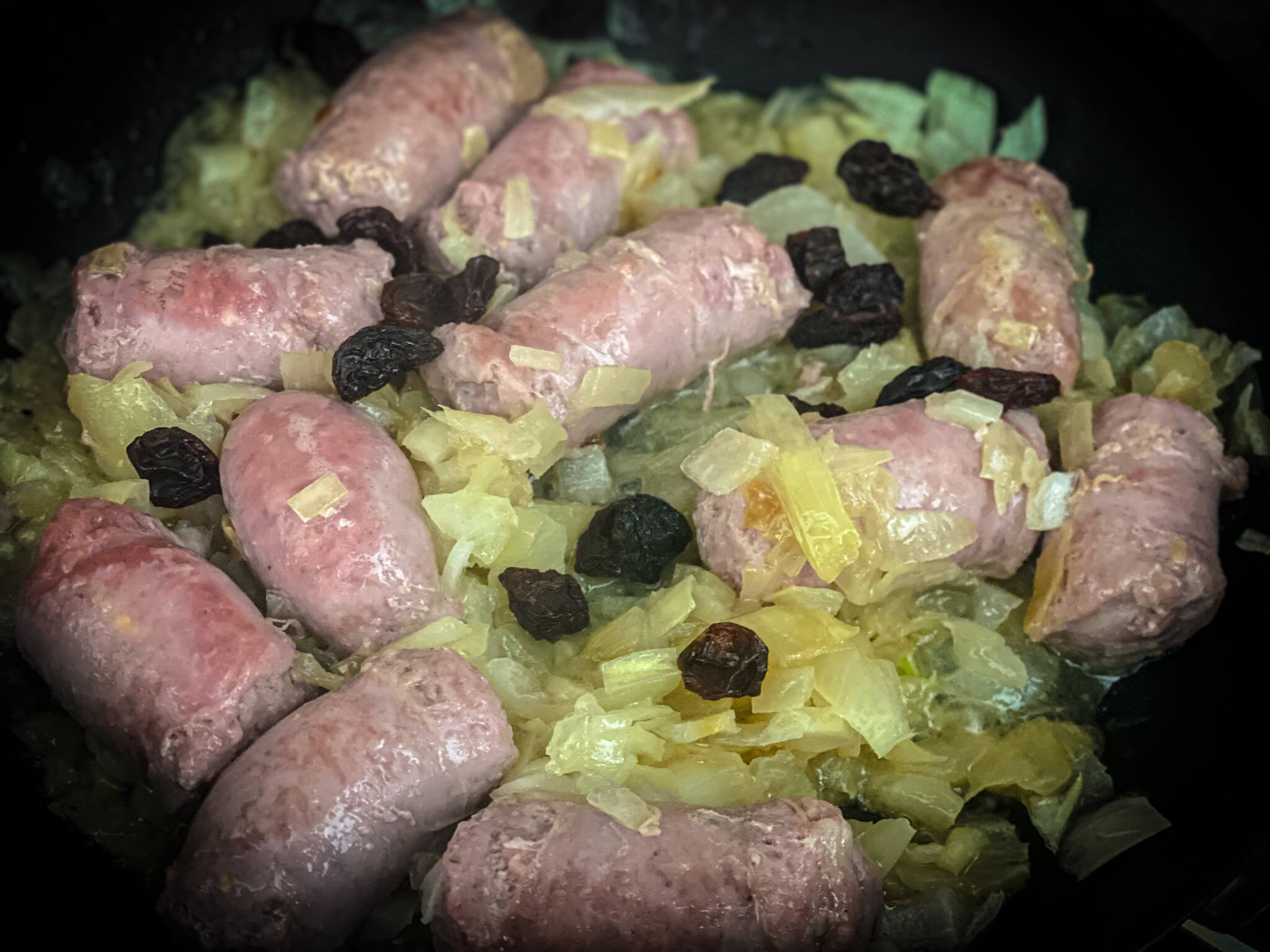 Chickpeas with Catalan Sausage raisins