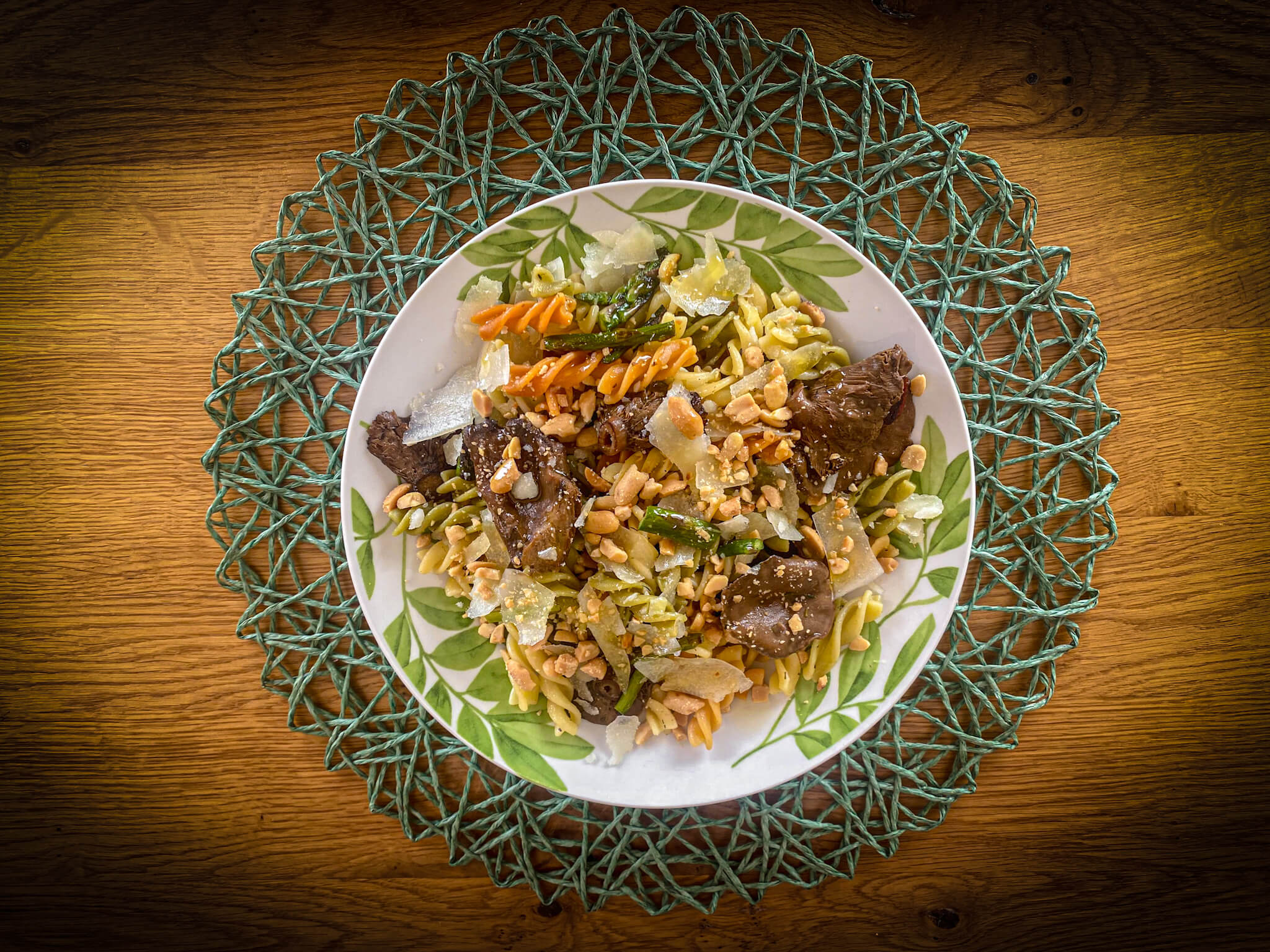 Fusilli Pasta with Asparagus Mushrooms & Manchego plated 1a