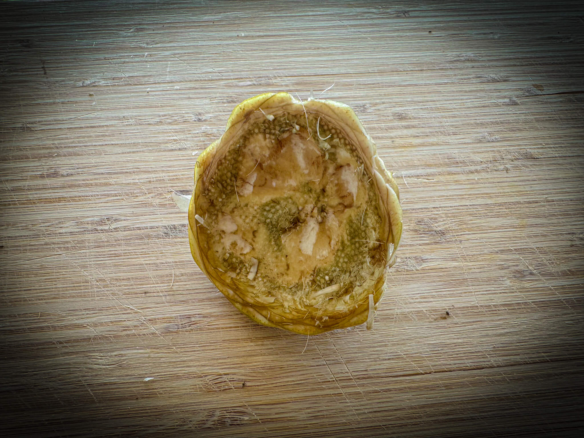 Artichoke Hearts with Garlic Shrimp Artichokes peel step 7