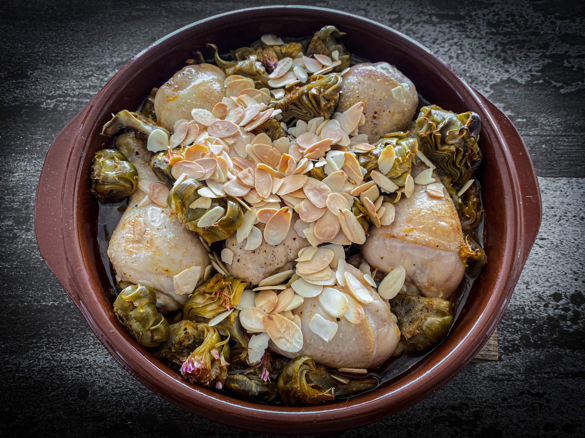 Chicken and Artichokes with Pedro Ximénez Reduction The crunchy touch of almonds
