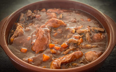 Spanish-Style Chicken Breasts in Rich Red Wine and Vegetable Sauce