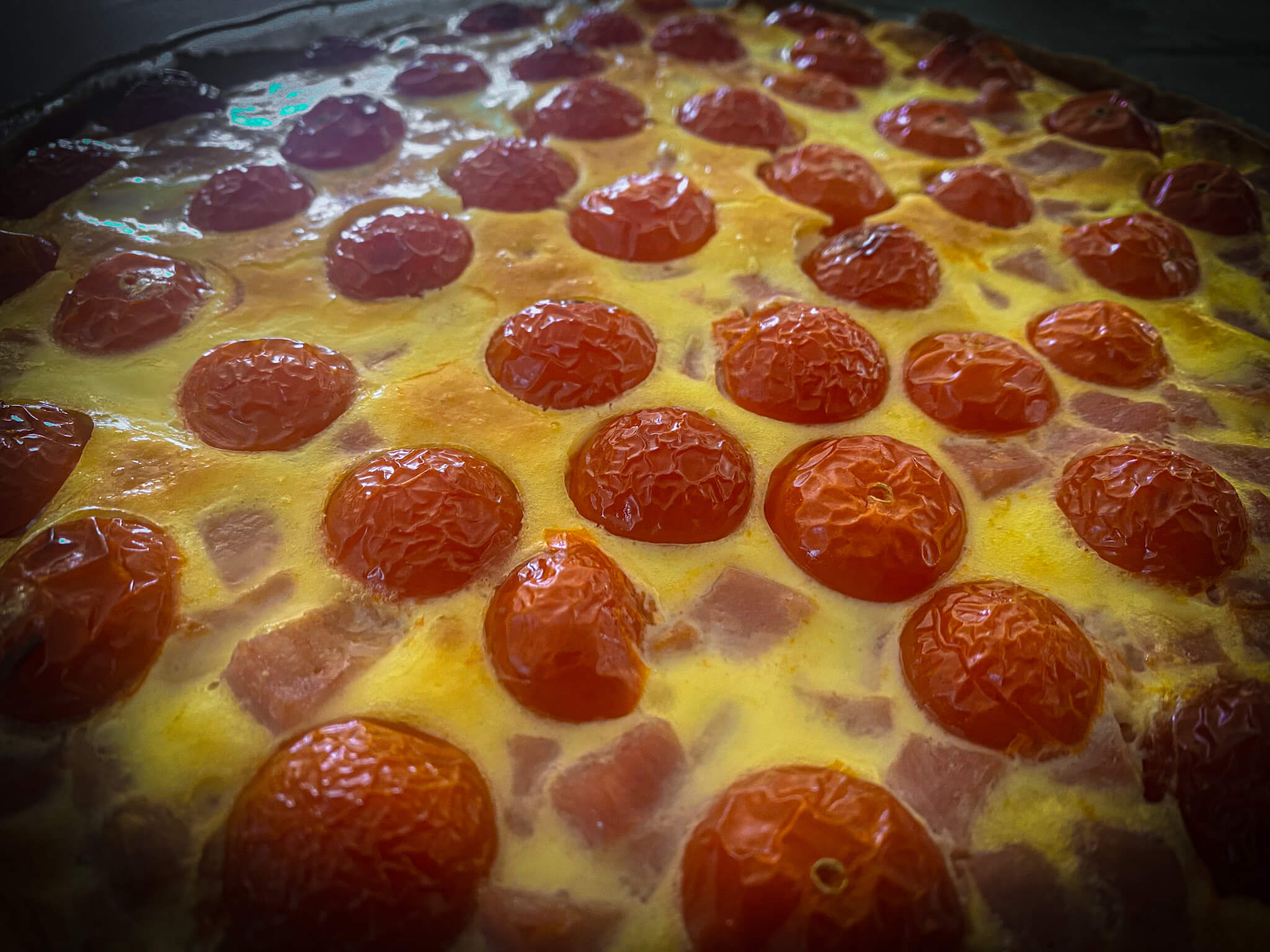 Easy Tomato & Ham Quiche yummy