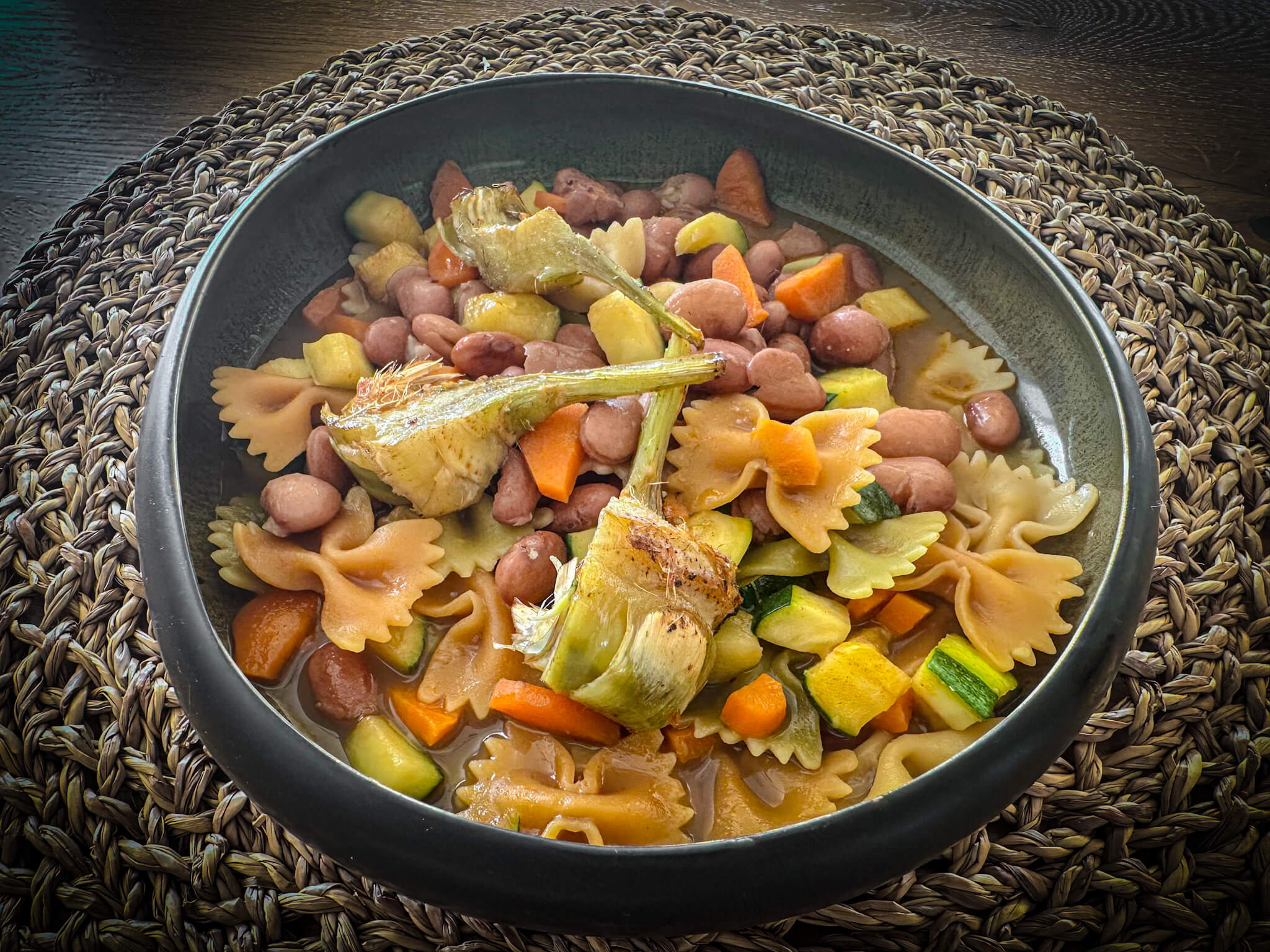 Mediterranean Pinto Beans plated 2