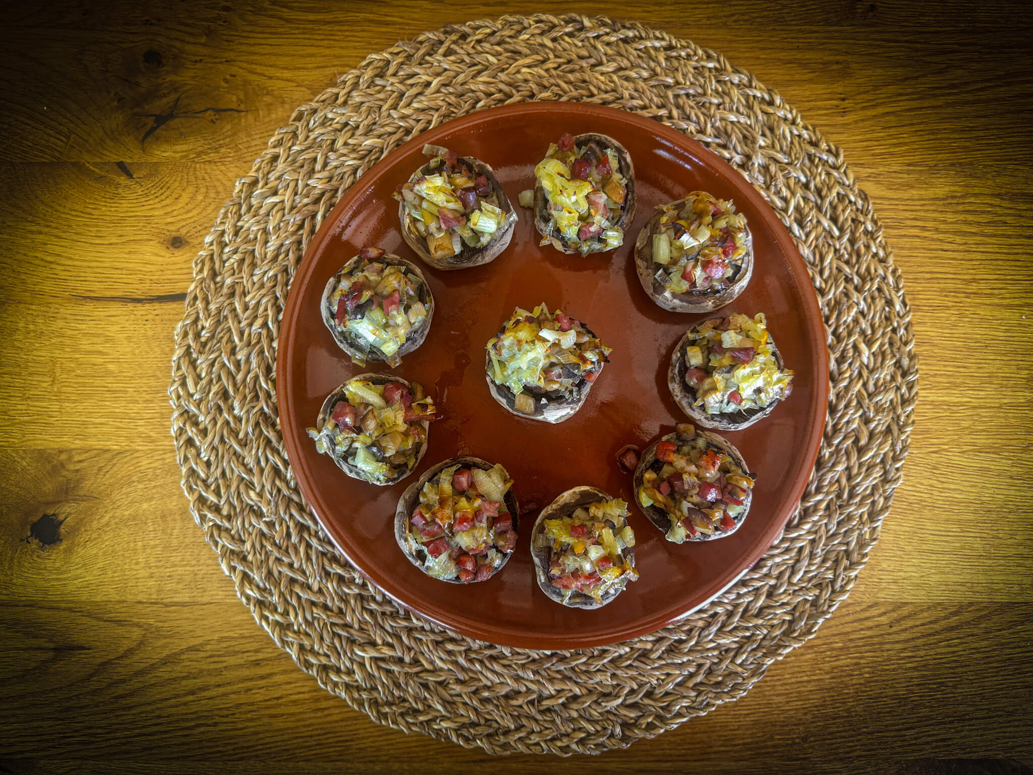 Spanish Stuffed Mushrooms presentation 1