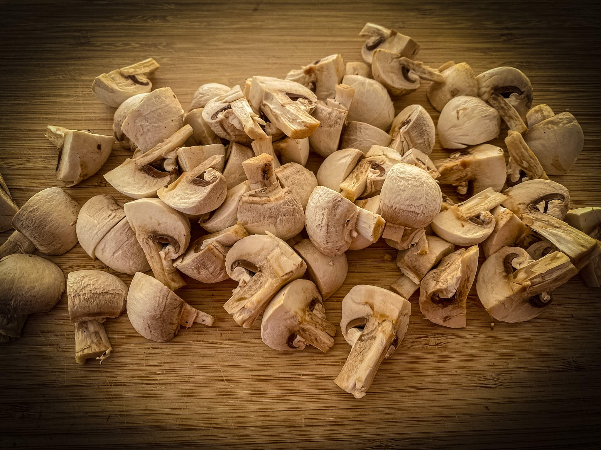 Chicken Wings prepare mushrooms
