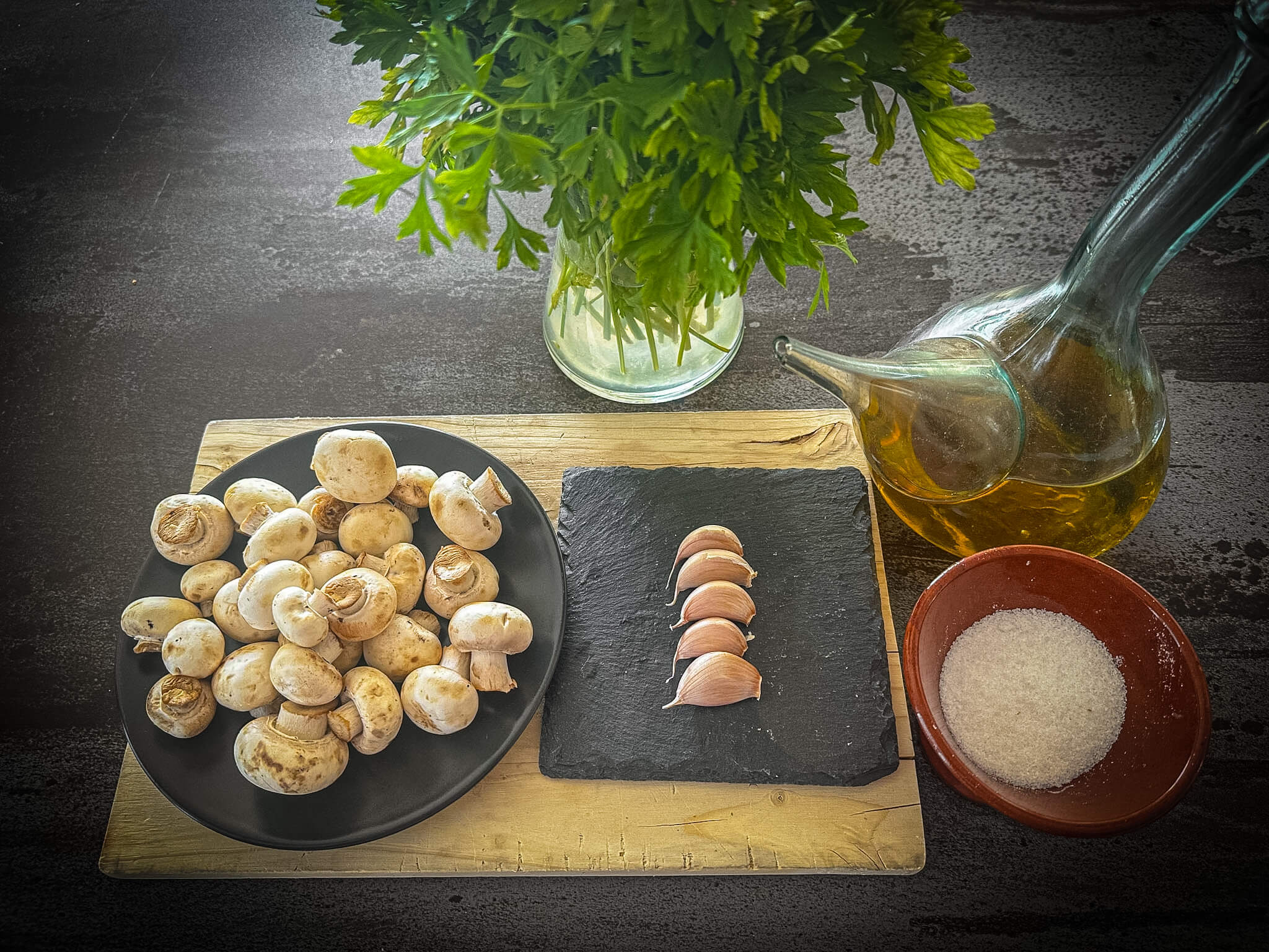 Spanish Garlic Mushrooms ingredients ready