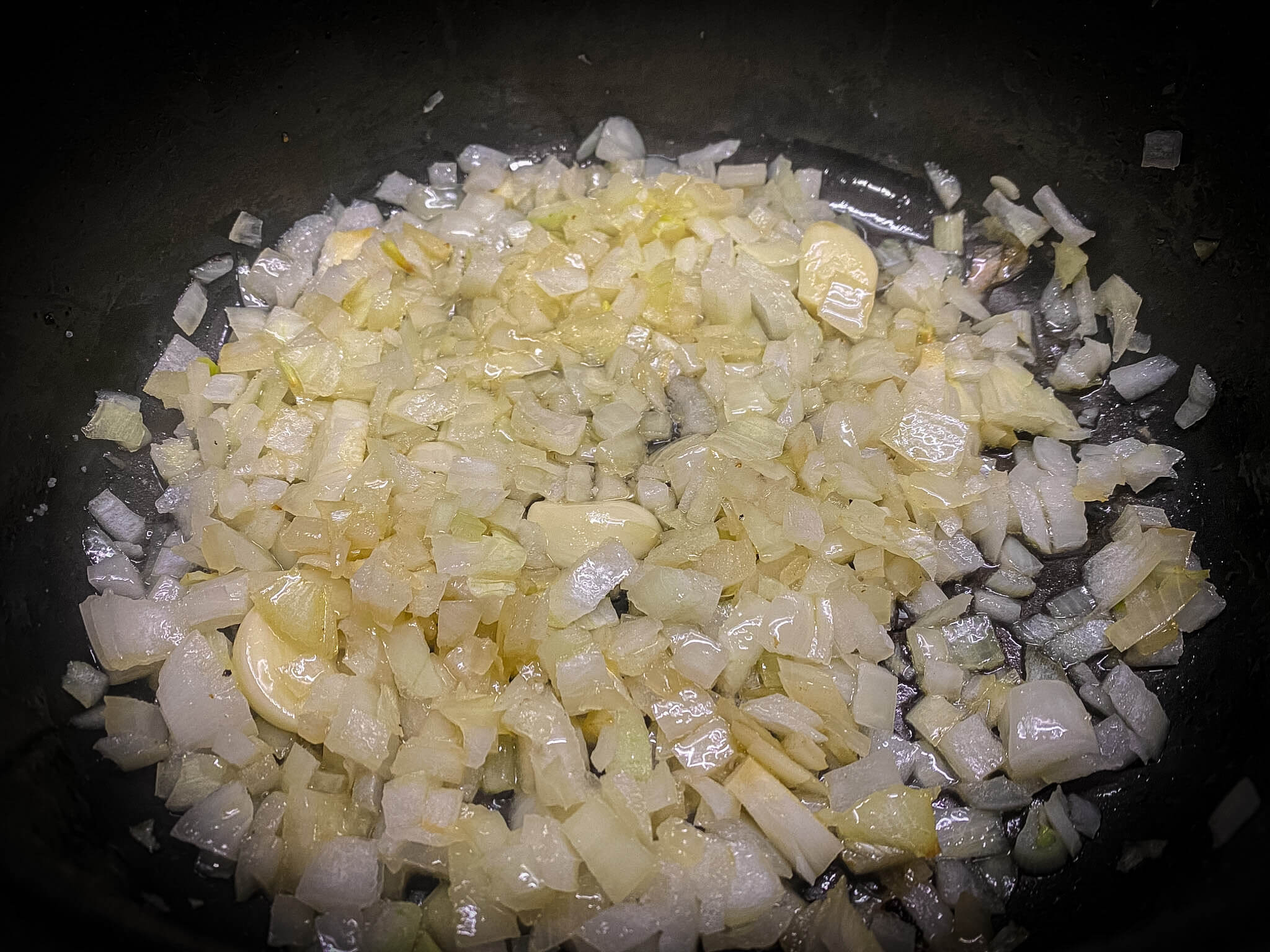 pollo al chilindron onion sofrito